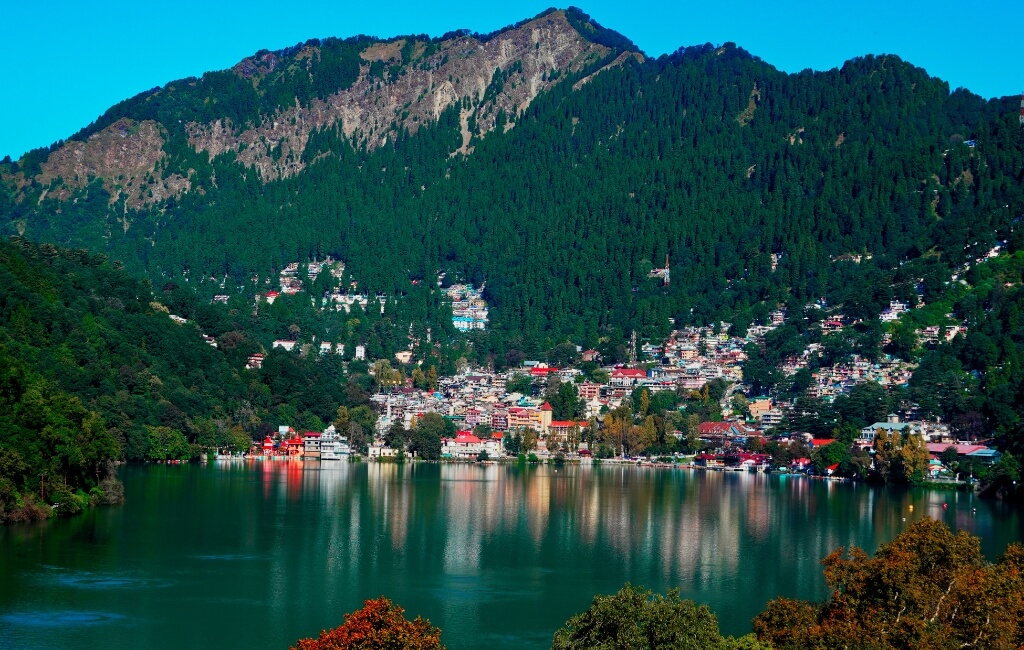 Nainital lake